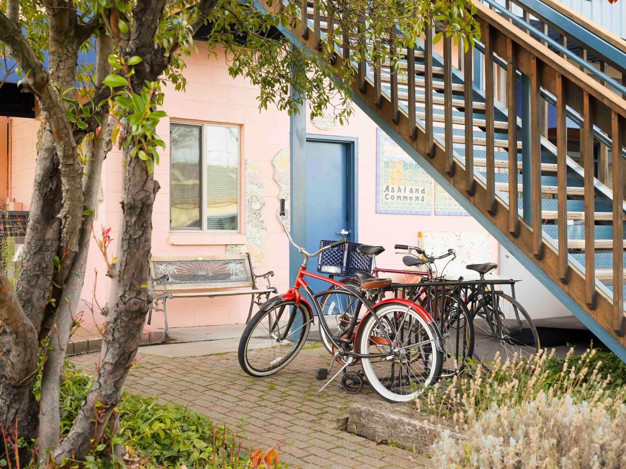 Ashland Commons Hostel 外观 照片